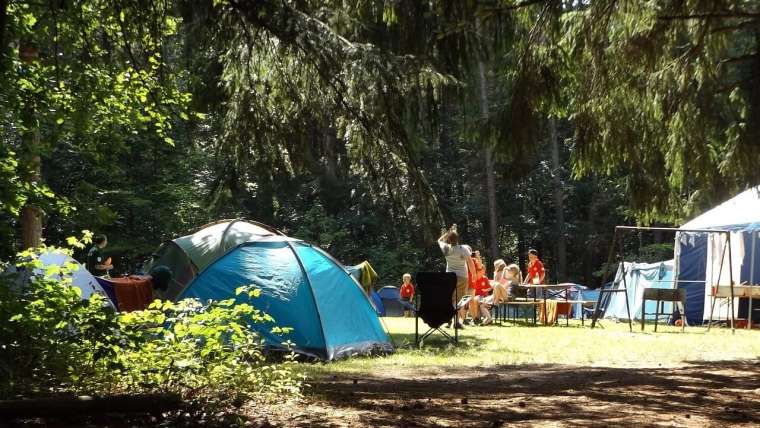 Séjourner en camping près de la forêt de Brocéliande